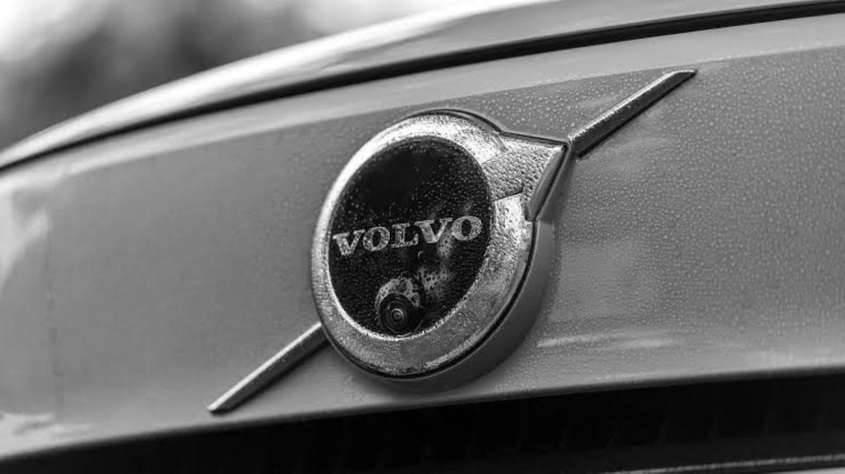 Volvo переносит ключевые функции из Стокгольма в Гетеборг: что изменится для сотрудников
