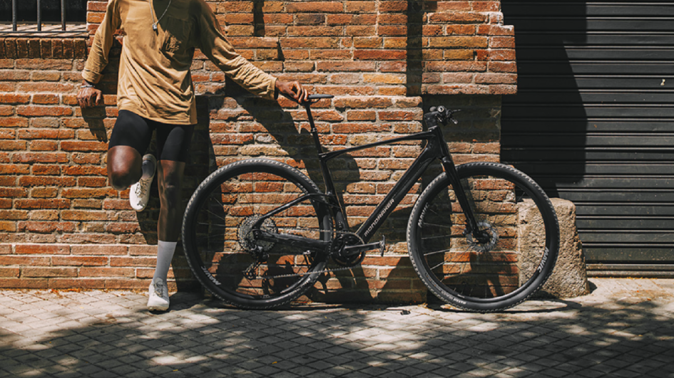 Mondraker Dusty RR: новая электрическая система и увеличенный запас хода