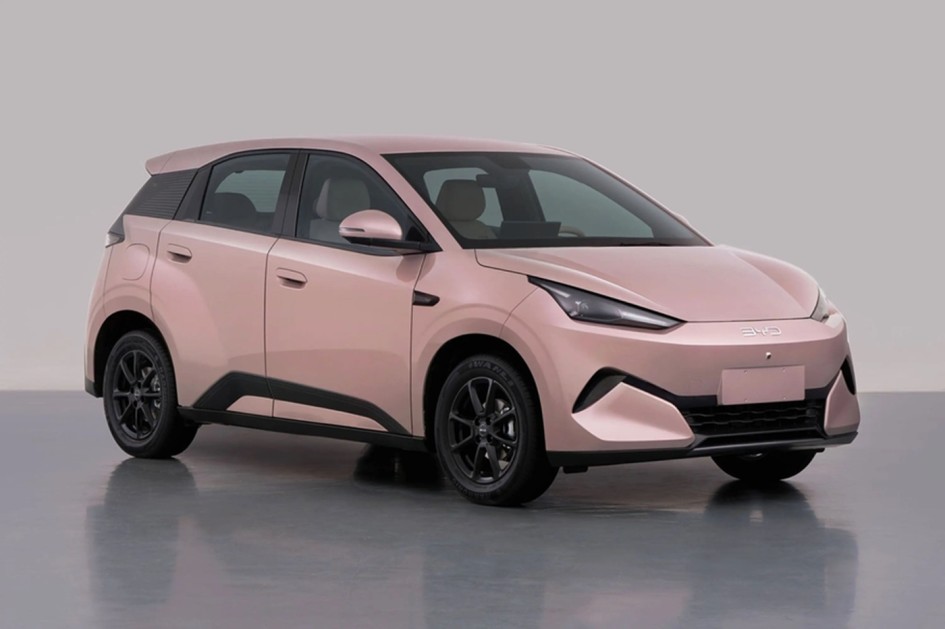 BYD Seagull: новые шпионские фото раскрыли детали интерьера и технические изменения
