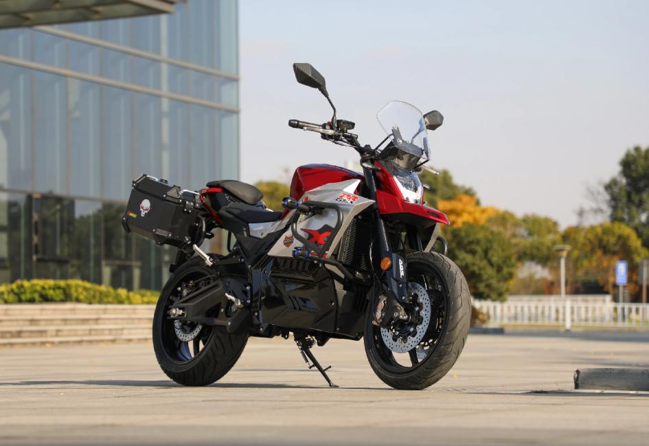 Электромотоцикл EL MOTO VS002: 15 кВт, запас хода до 240 км и клиренс 160 мм