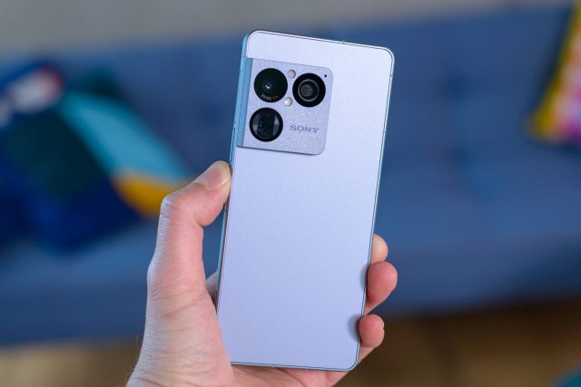 Рост продаж смартфона Sony Xperia 1 VIII | DGL.RU