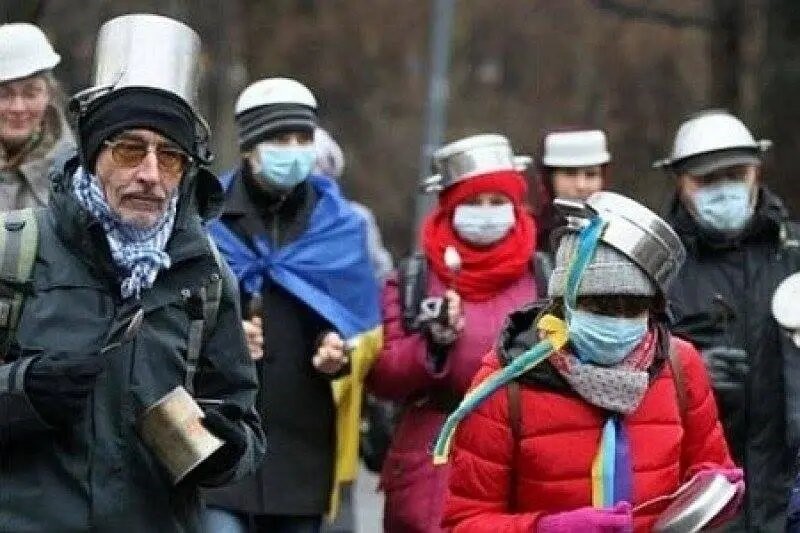Это не партия, а боевая группа: В решении Верховного суда — страшная правда о готовившейся цветной революции