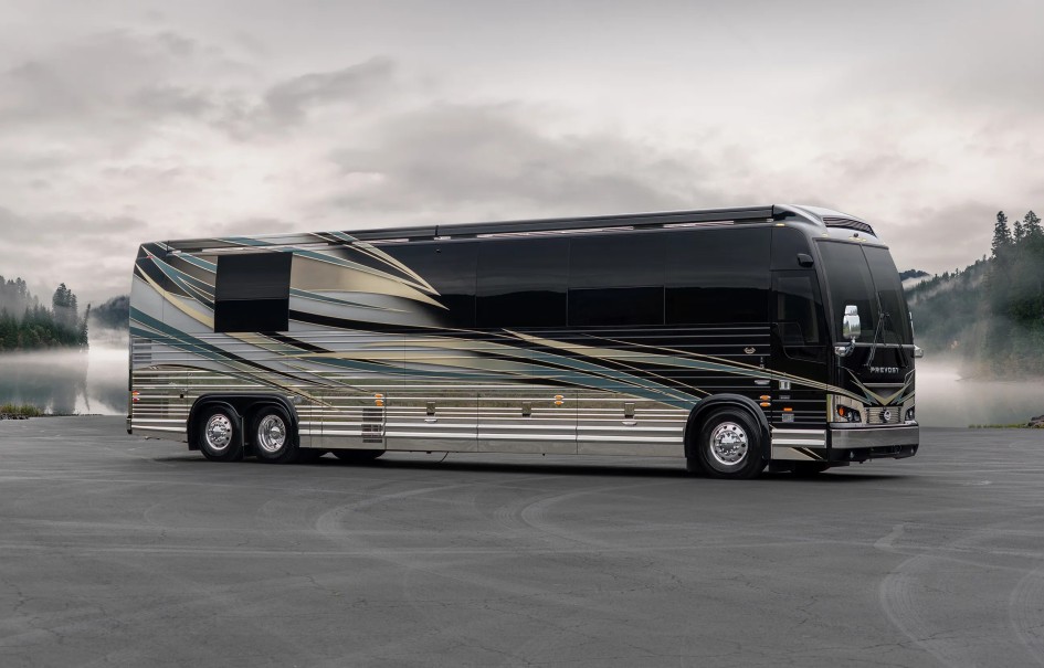Флагманский автодом Marathon Coach 1427: новые стандарты роскоши на колесах