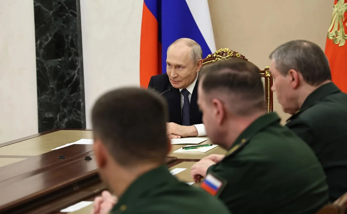 Путин провёл масштабные кадровые перестановки в руководстве российских войск, участвующих в СВО