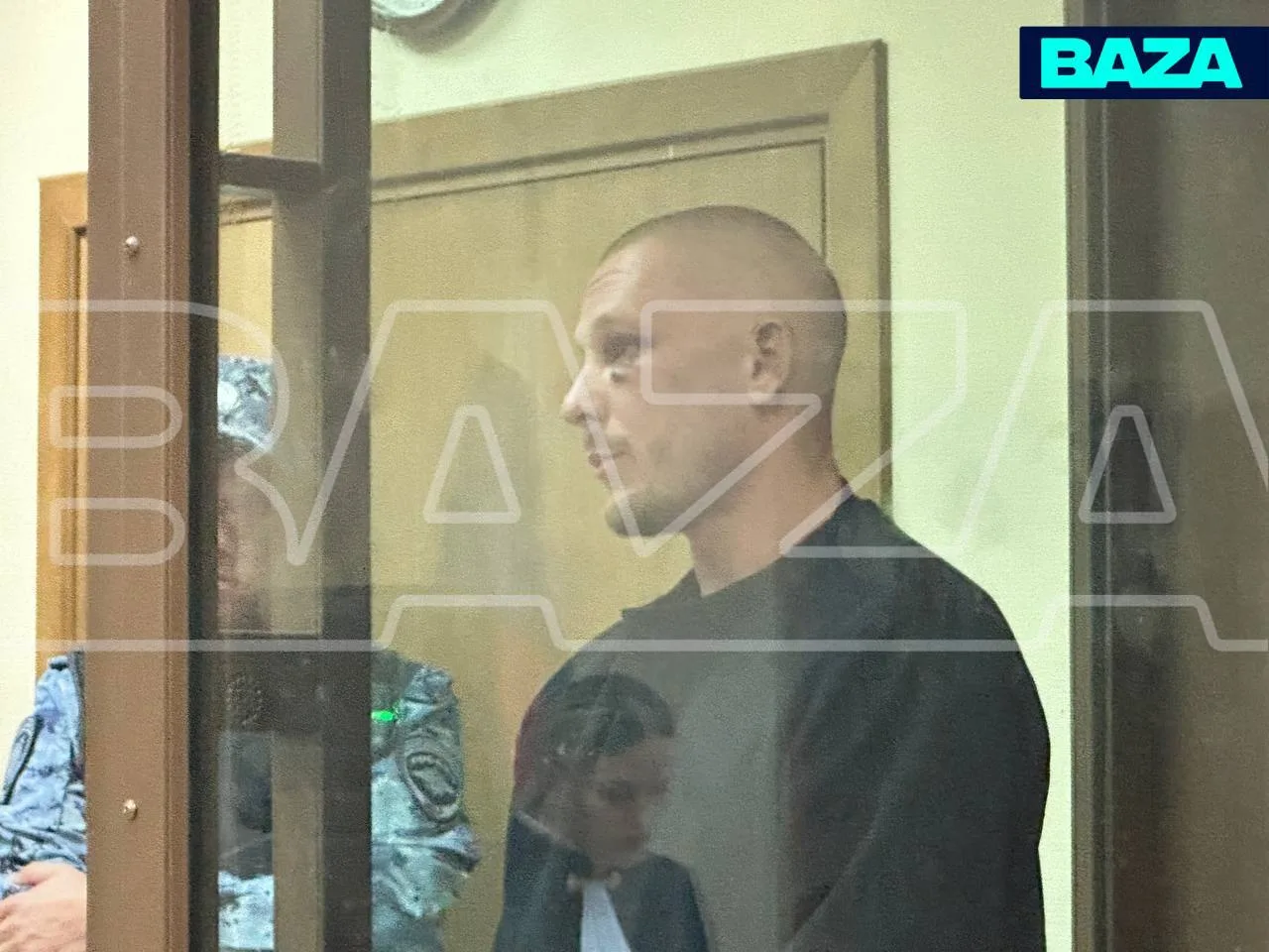Сына экс-министра и бывшего вице-губернатора Петербурга отправили в СИЗО по делу об убийстве курьера
