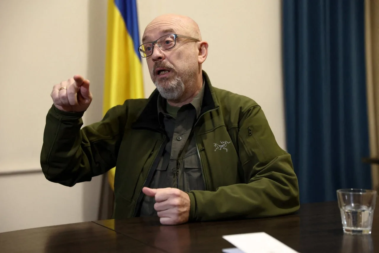 Экс-министр обороны Украины Резников: "Мобилизовать необходимо всех, включая женщин, пусть служат"