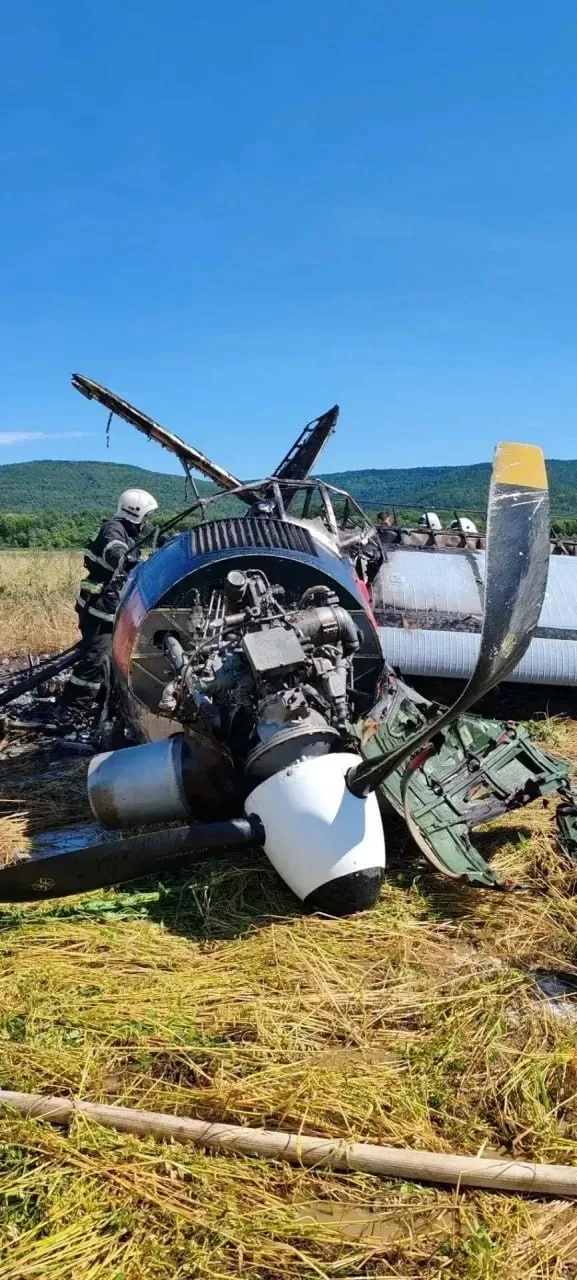 Транспортная прокуратура выясняет причины аварийной посадки самолета АН-3 в Сахалинской области